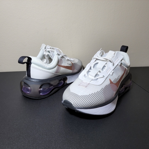 Nike Air Max 2021 GS White Metallic Red Bronze DA3199-100 Kids Youth Shoes NEW - Picture 3 of 12